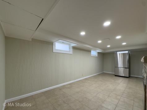 216 Wilcox Avenue Elgin IL 60123