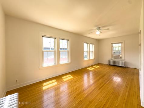 216 Wilcox Avenue Elgin IL 60123