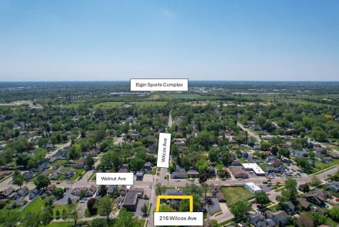 216 Wilcox Avenue Elgin IL 60123