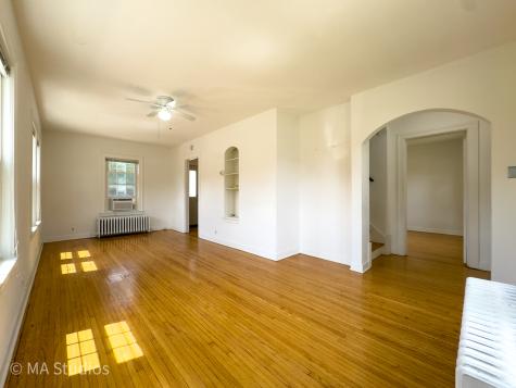 216 Wilcox Avenue Elgin IL 60123