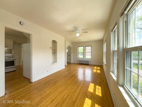 216 Wilcox Avenue Elgin IL 60123