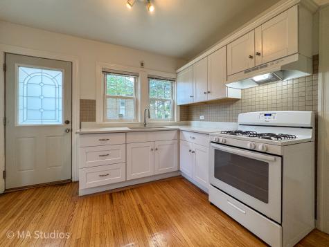 216 Wilcox Avenue Elgin IL 60123