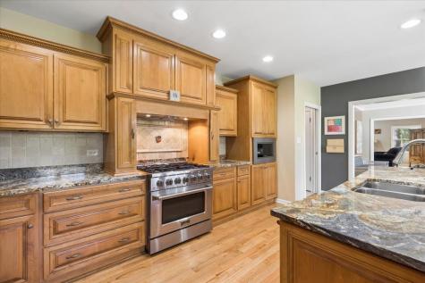 1819 Cornell Road Flossmoor IL 60422