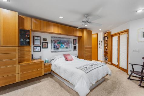 2402 North Nottingham Court Champaign IL 61821