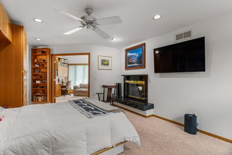 2402 North Nottingham Court Champaign IL 61821