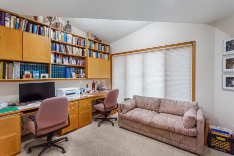 2402 North Nottingham Court Champaign IL 61821