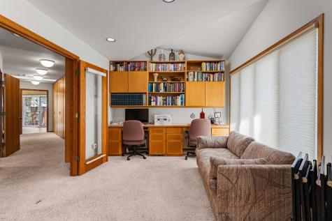 2402 North Nottingham Court Champaign IL 61821