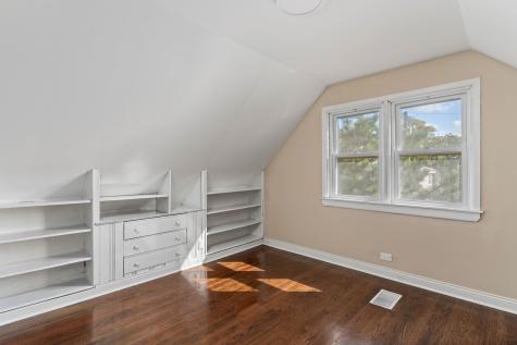 5345 North Neva Avenue Chicago IL 60656