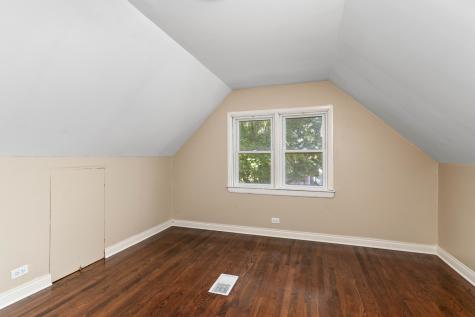 5345 North Neva Avenue Chicago IL 60656