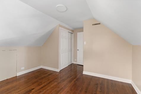 5345 North Neva Avenue Chicago IL 60656