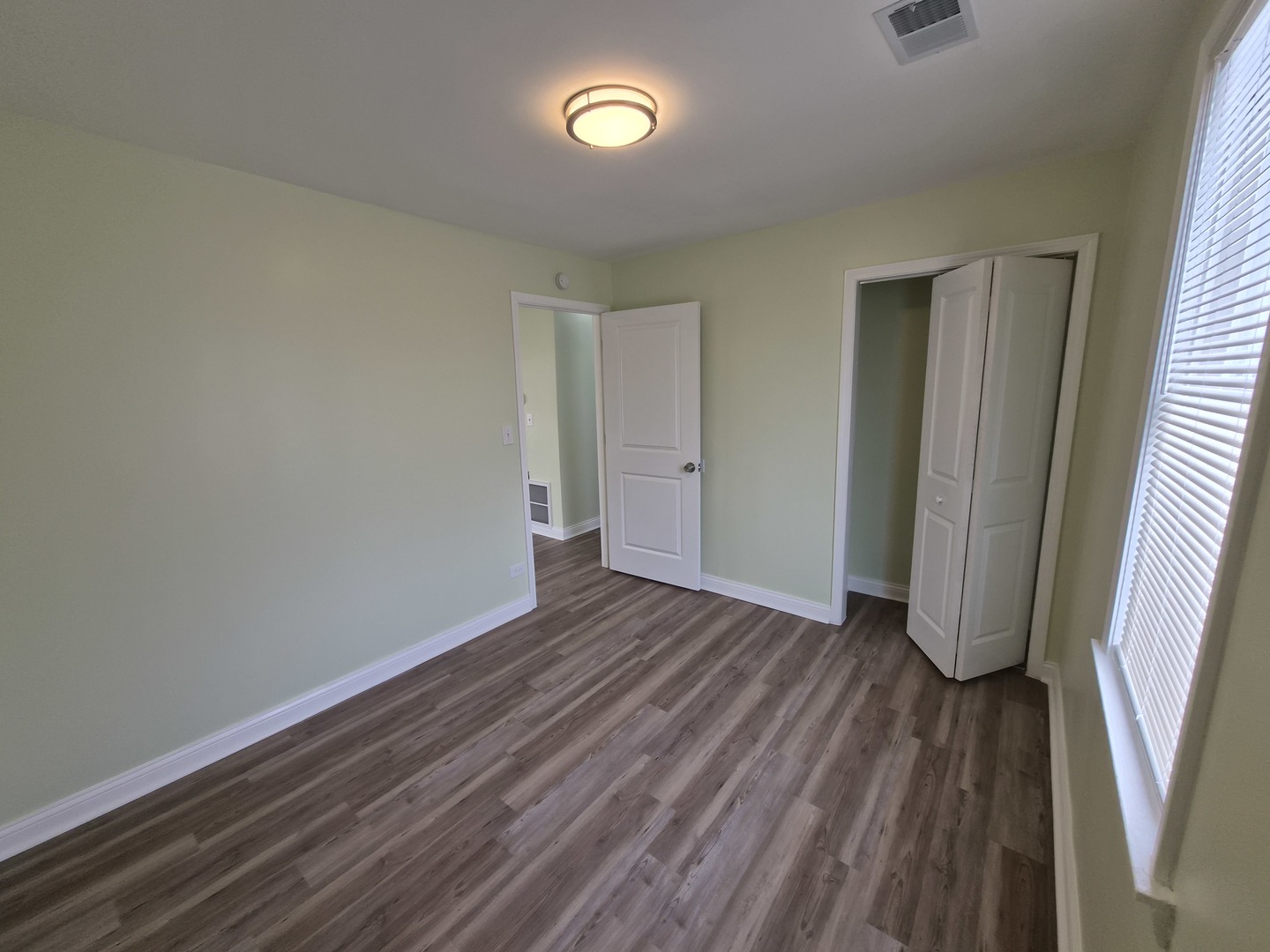 1234 West 72nd Street Chicago IL 60636