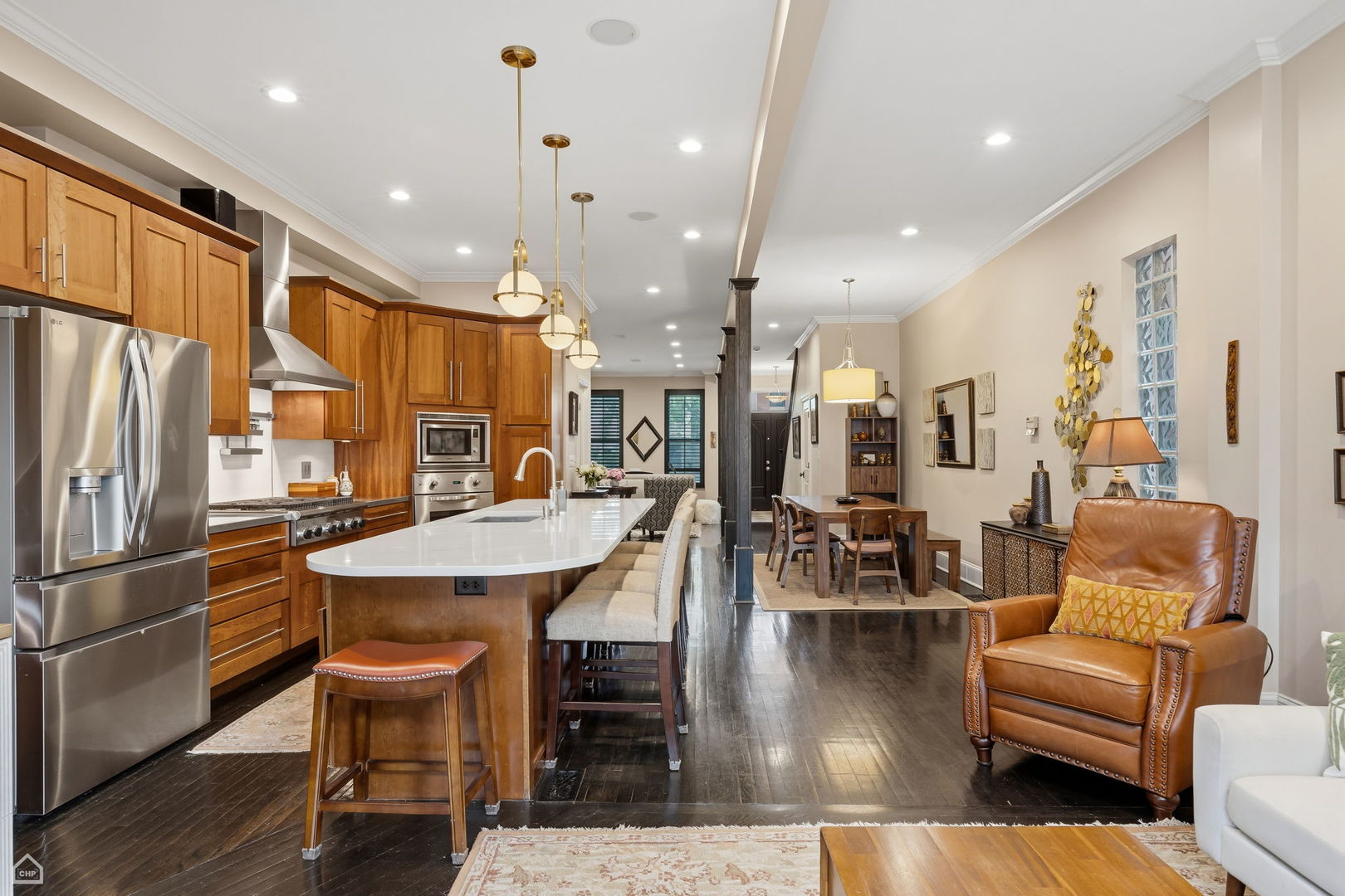 1933 West Potomac Avenue Chicago IL 60622