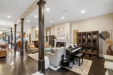 1933 West Potomac Avenue Chicago IL 60622