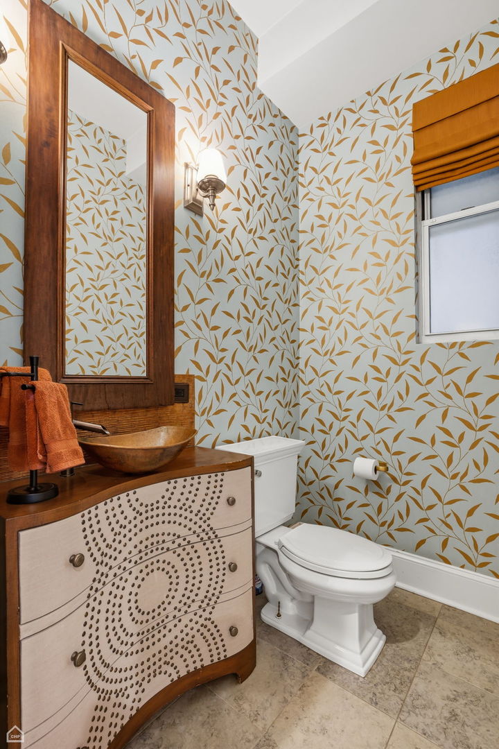 1933 West Potomac Avenue Chicago IL 60622