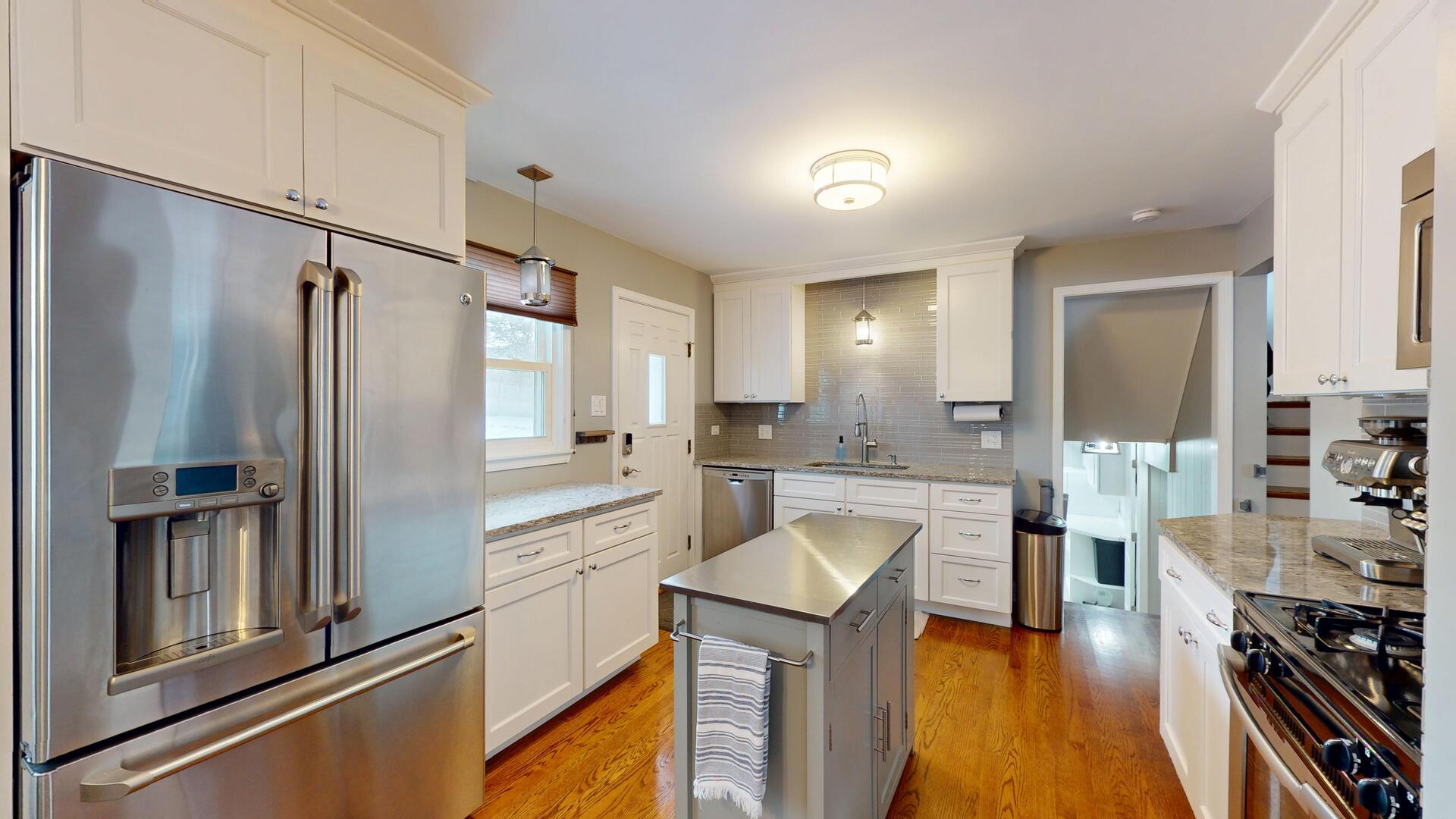 6033 Brookbank Road Downers Grove IL 60516