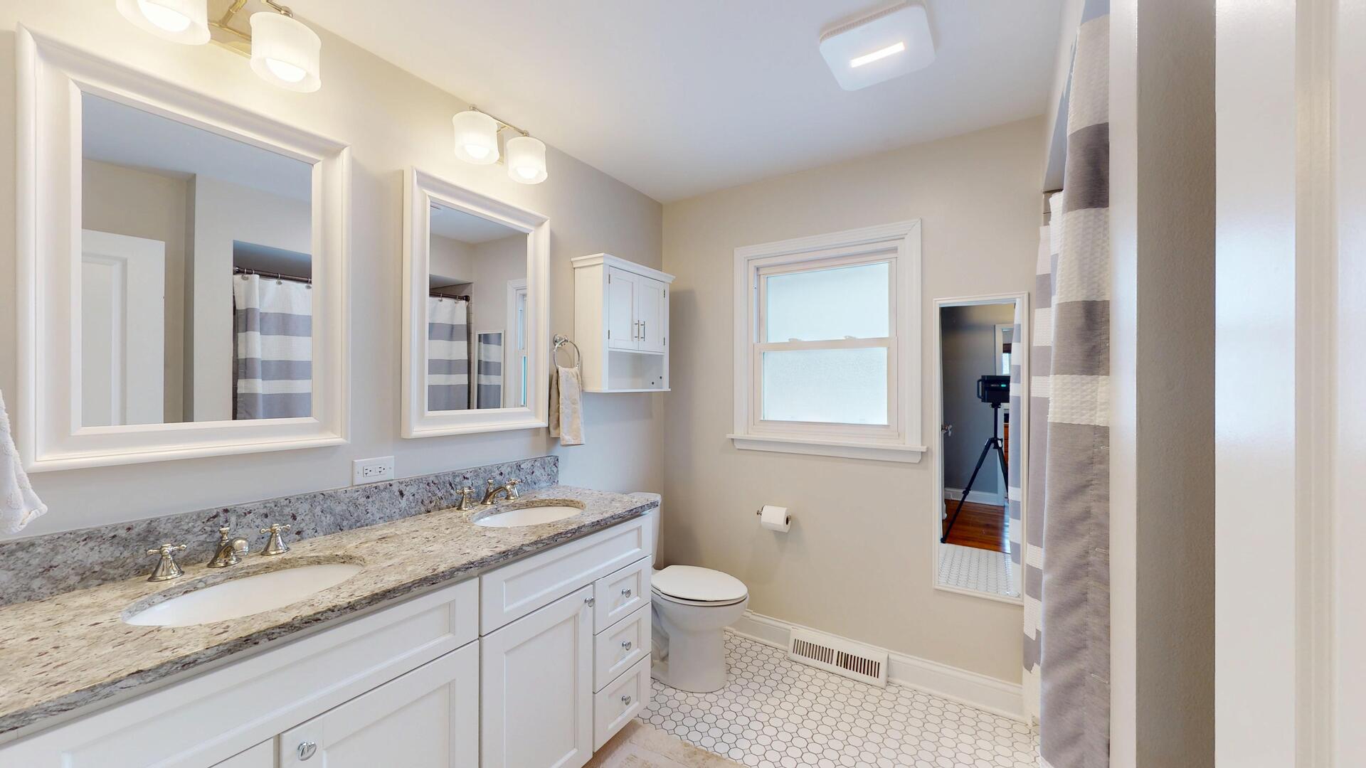 6033 Brookbank Road Downers Grove IL 60516