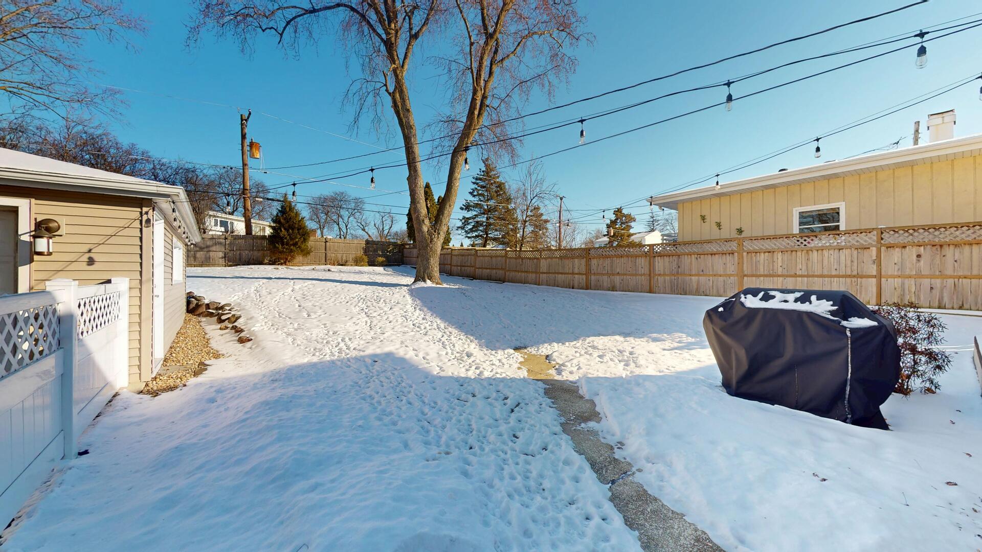 6033 Brookbank Road Downers Grove IL 60516