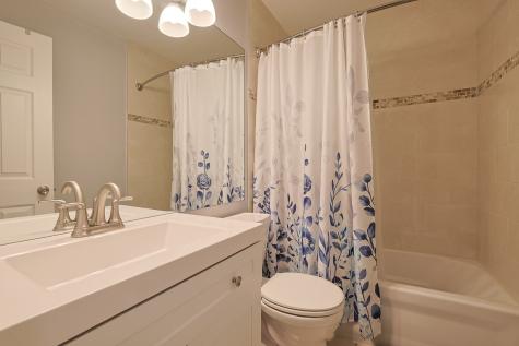 830 Hawk Lane Carol Stream IL 60188