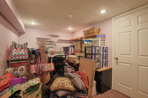 830 Hawk Lane Carol Stream IL 60188