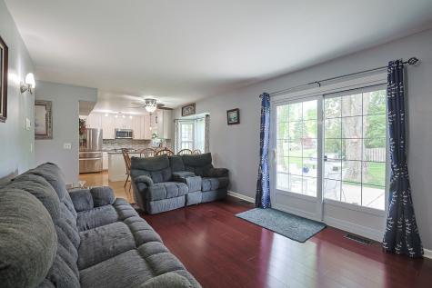 830 Hawk Lane Carol Stream IL 60188