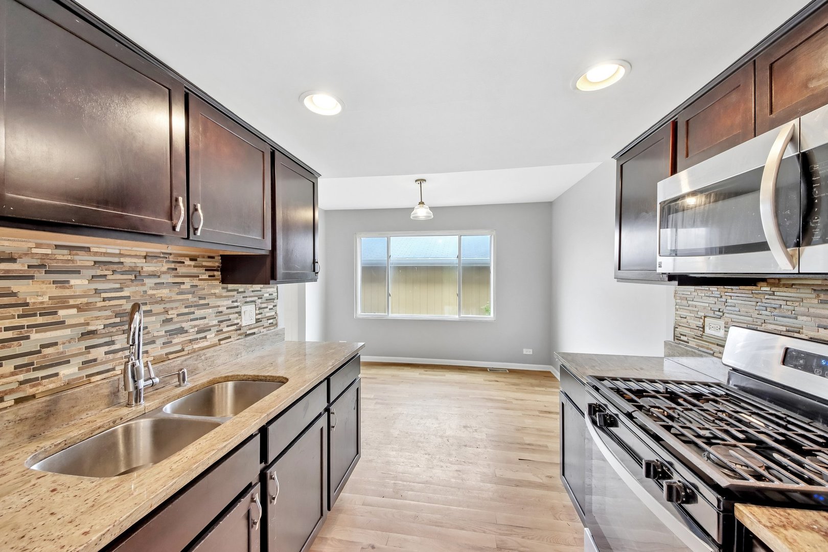 641 Sundance Drive Bolingbrook IL 60440