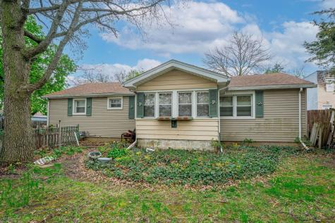 1035 Dearborn Avenue Aurora IL 60505