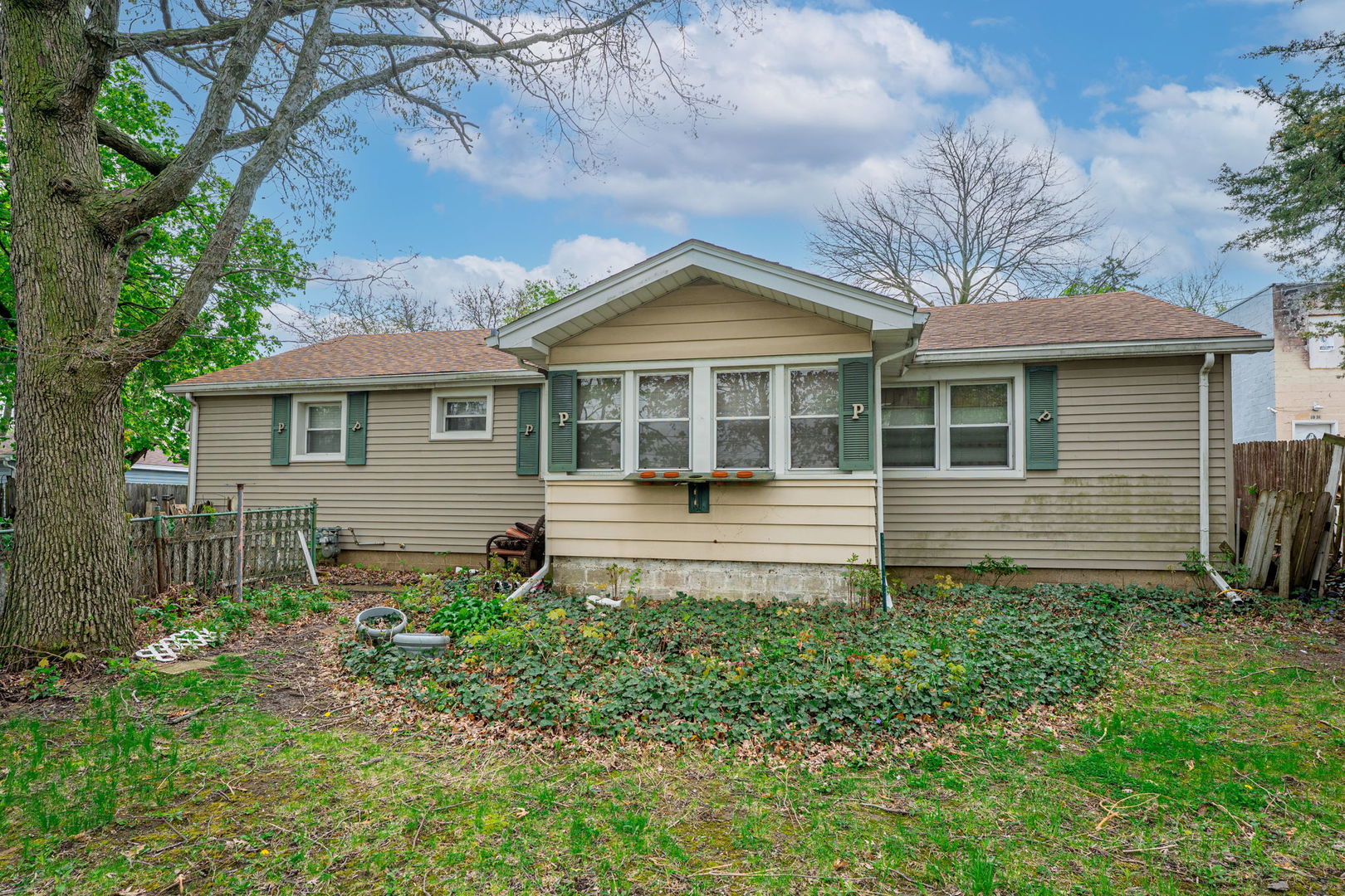 1035 Dearborn Avenue Aurora IL 60505