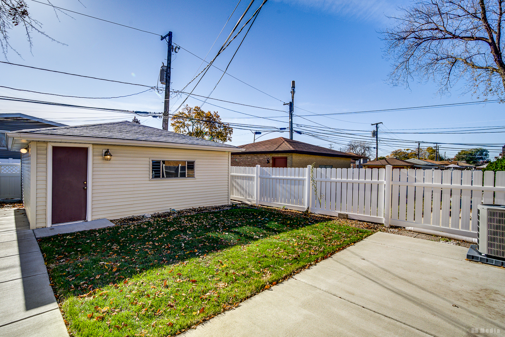 6721 West 59th Street Chicago IL 60638