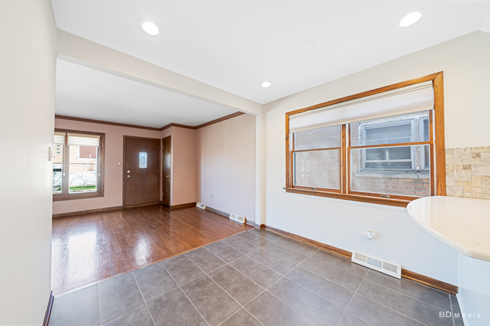 6721 West 59th Street Chicago IL 60638