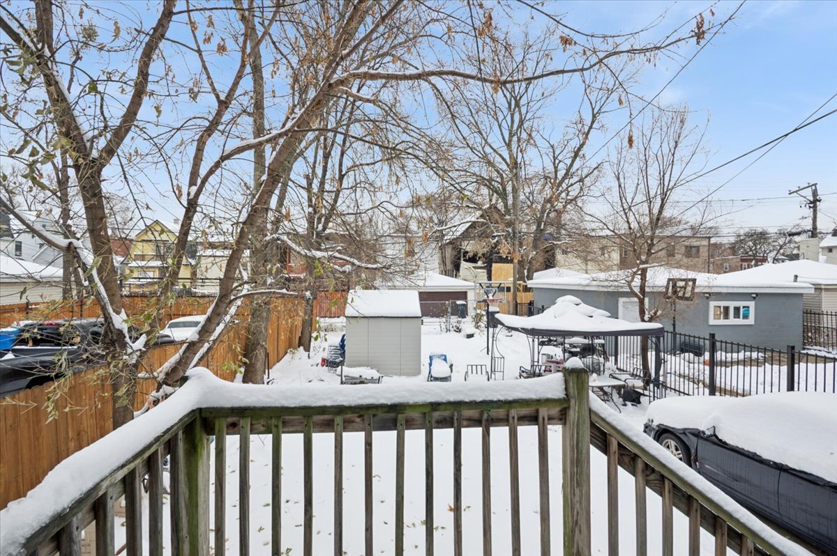 611 North Leamington Avenue Chicago IL 60644