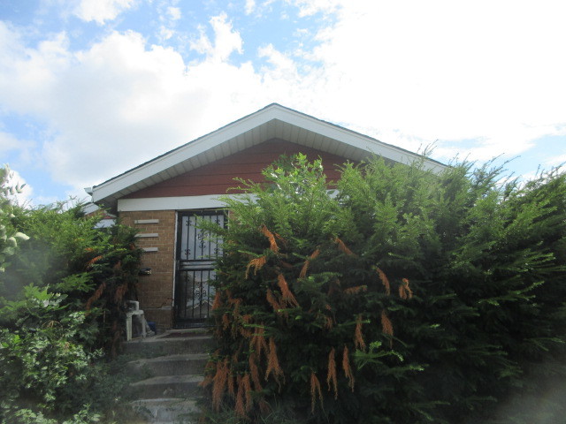 3709 West 66th Place Chicago IL 60629