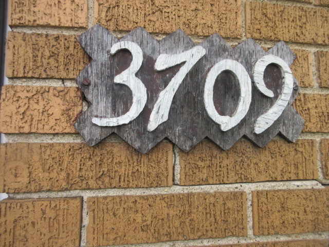 3709 West 66th Place Chicago IL 60629