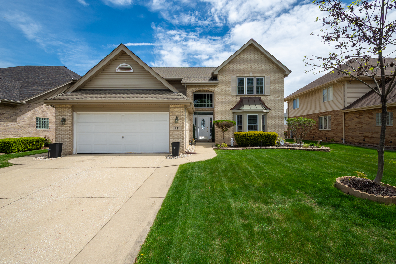 541 North 4th Avenue Addison IL 60101