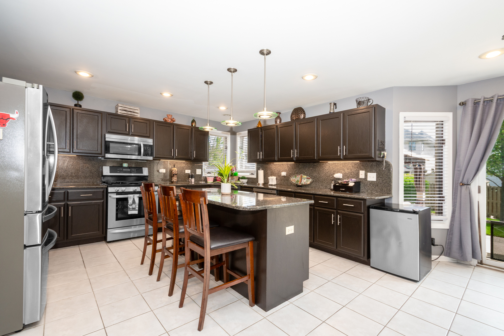 541 North 4th Avenue Addison IL 60101