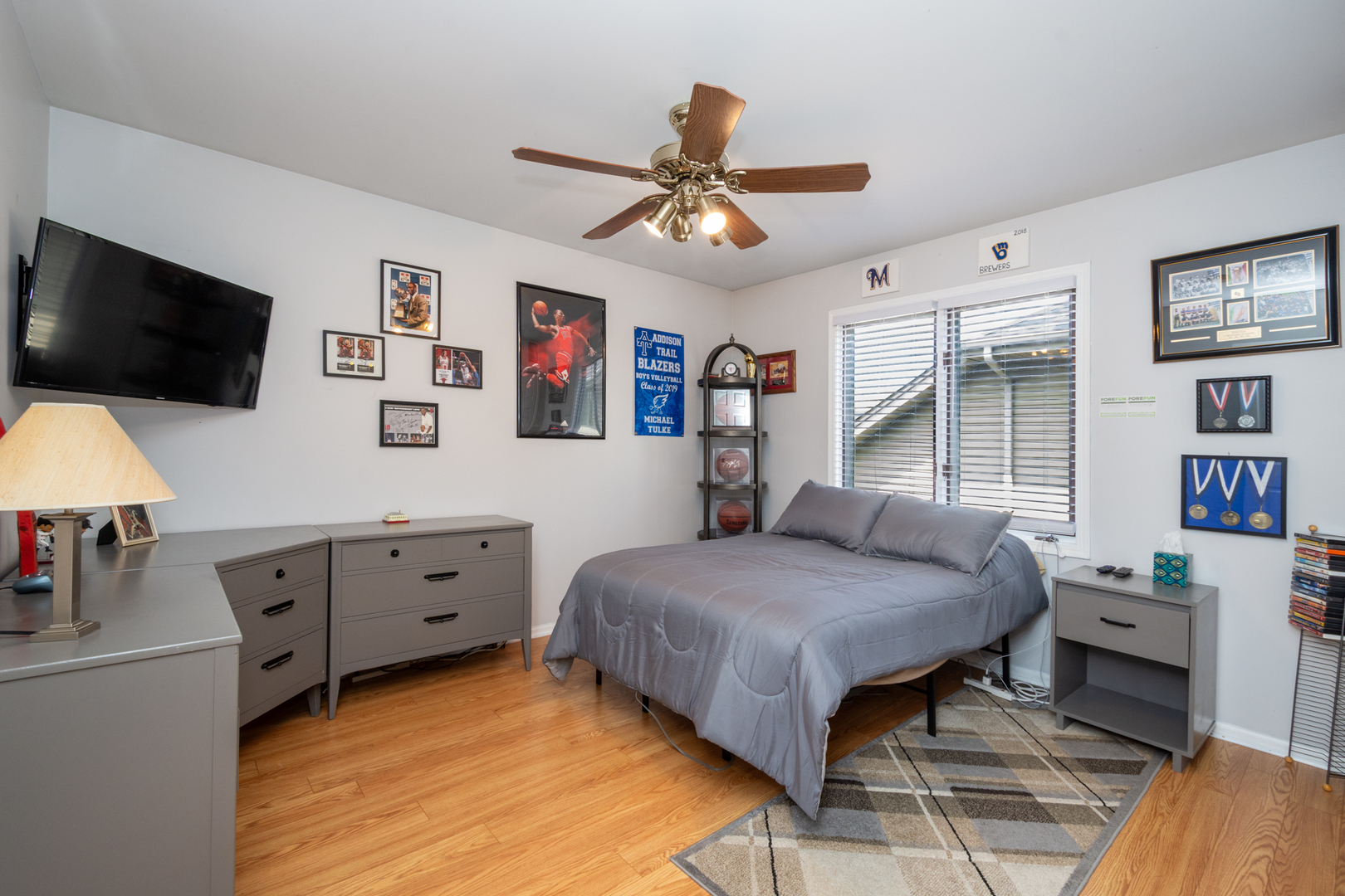 541 North 4th Avenue Addison IL 60101