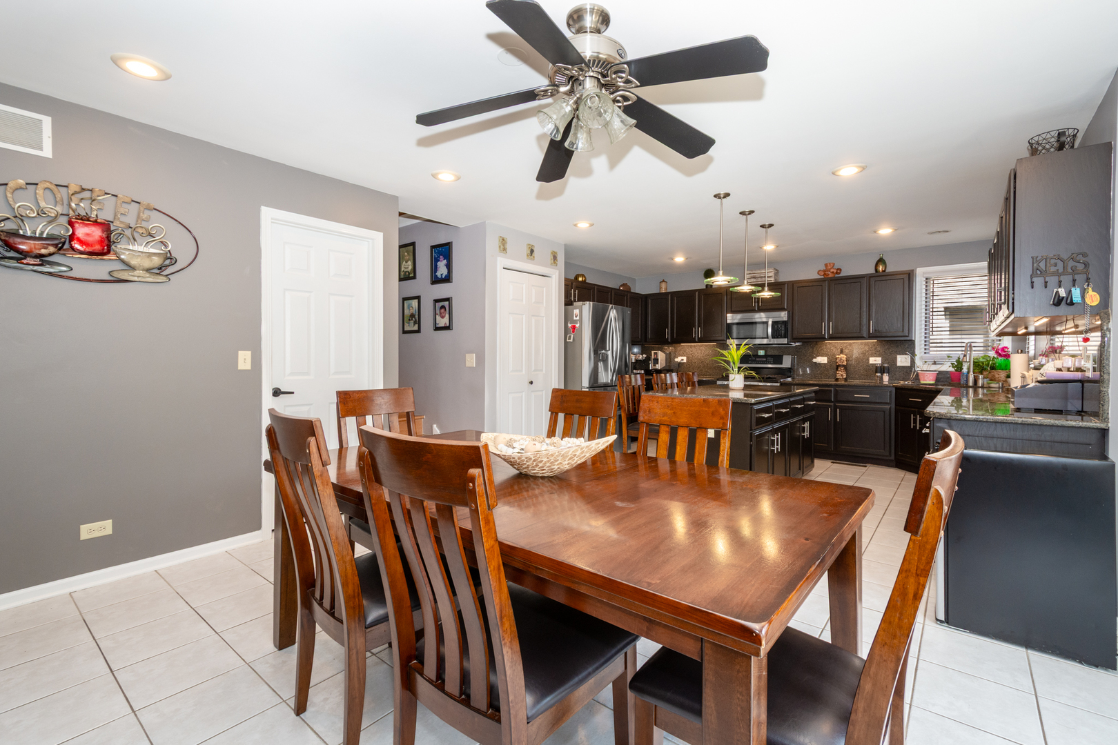 541 North 4th Avenue Addison IL 60101