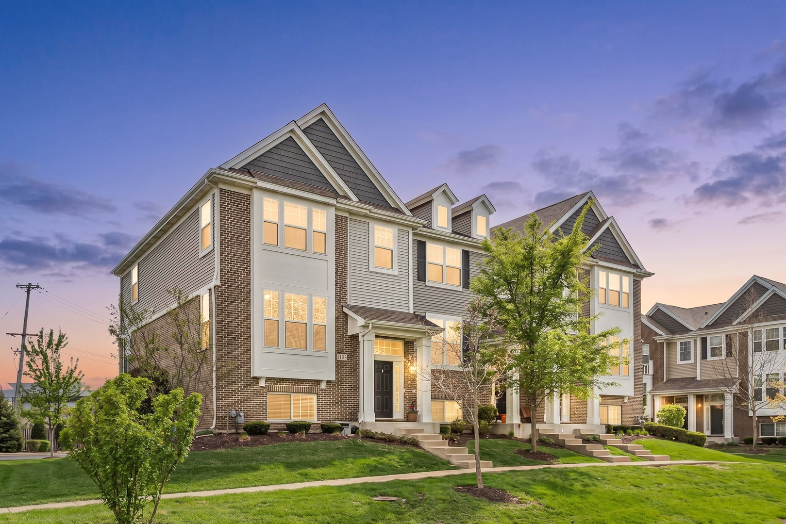 1134 East Bauer Road Naperville IL 60563