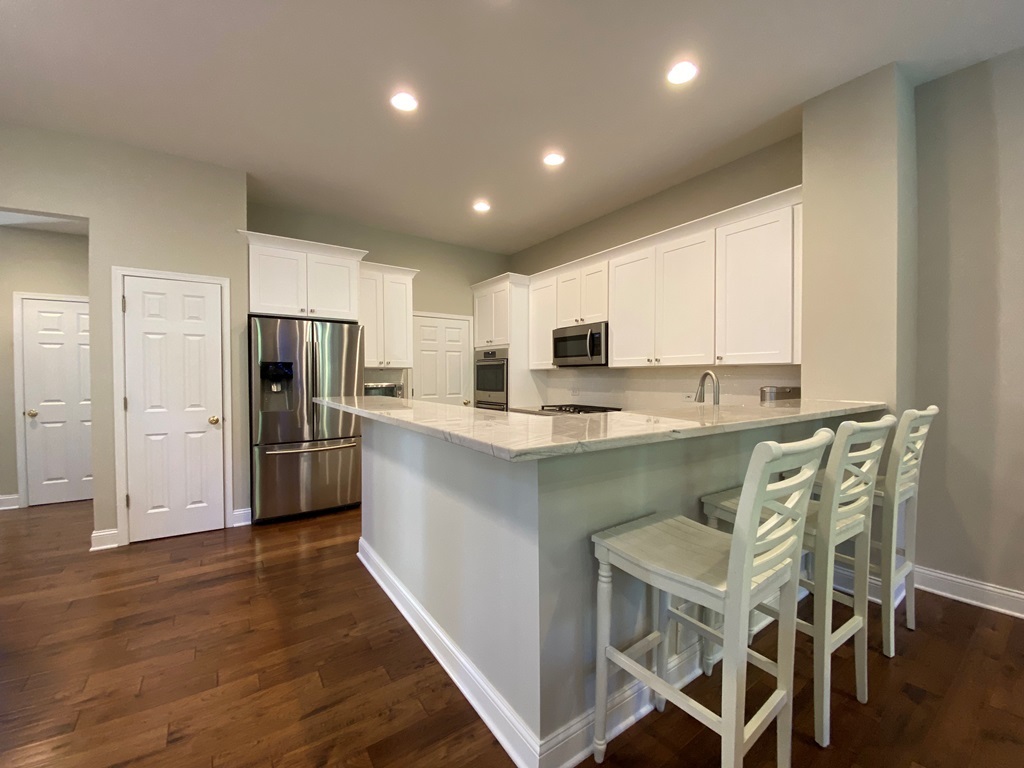 2428 Ridgewood Court Aurora IL 60502