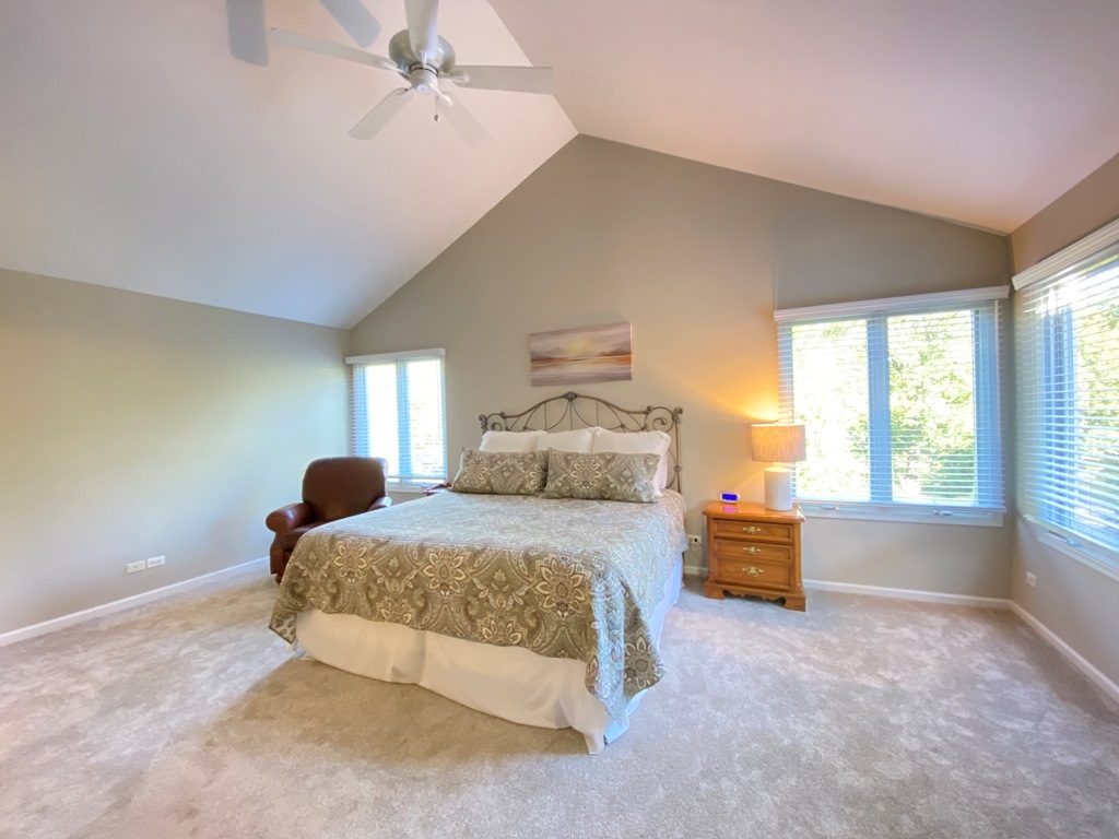 2428 Ridgewood Court Aurora IL 60502