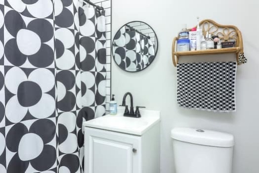 342 Seminole Lane Carol Stream IL 60188