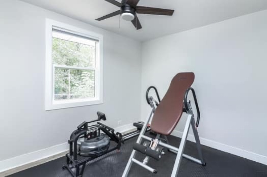 342 Seminole Lane Carol Stream IL 60188