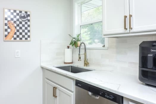 342 Seminole Lane Carol Stream IL 60188