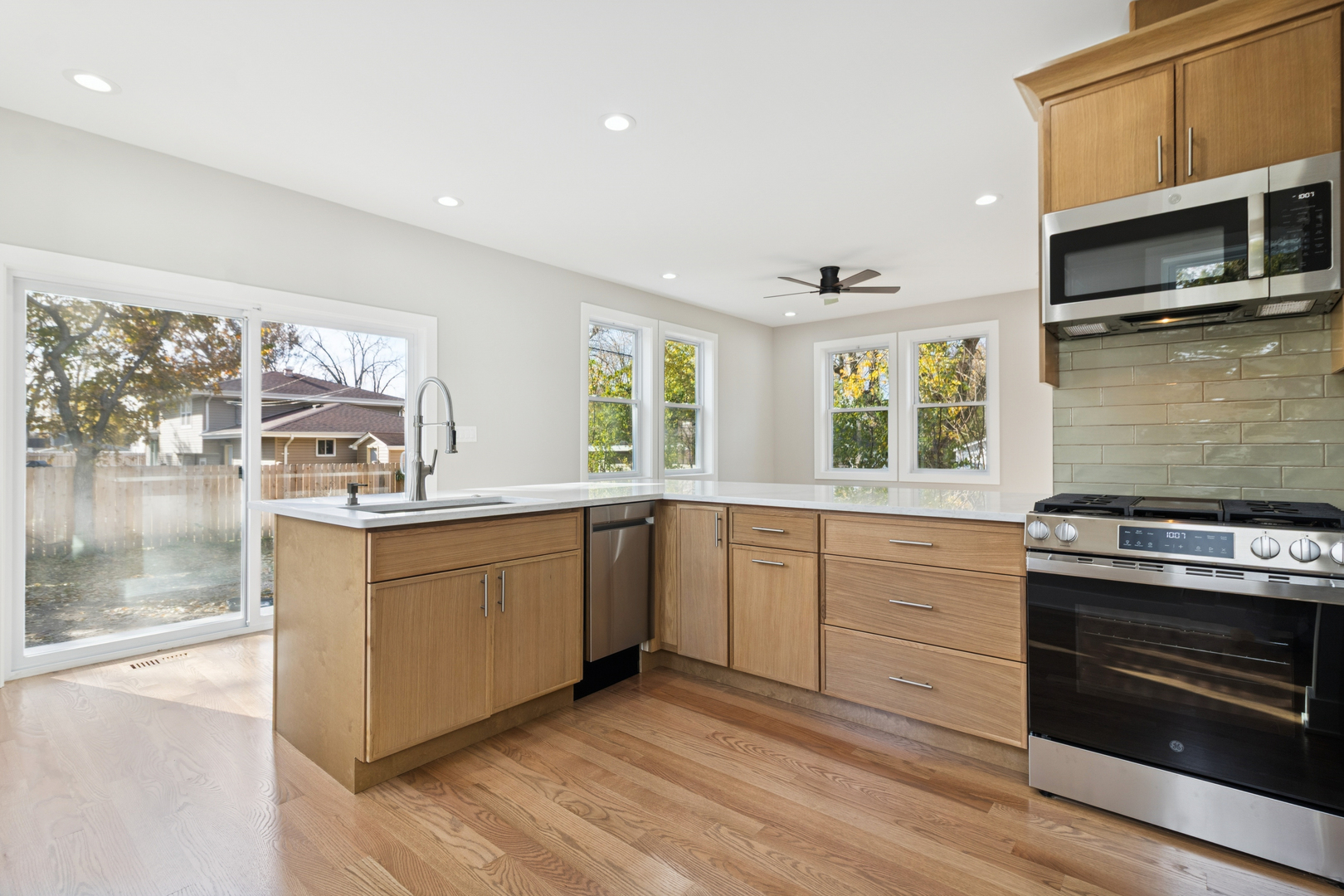 302 Hughes Avenue Lockport IL 60441