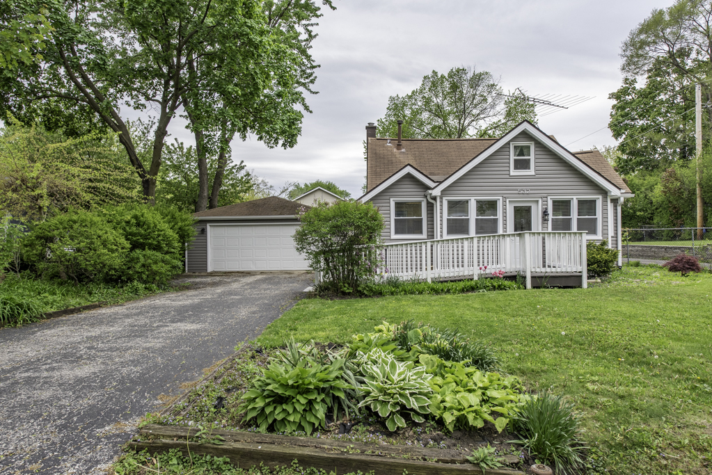 532 North Prospect Drive Round Lake Park IL 60073