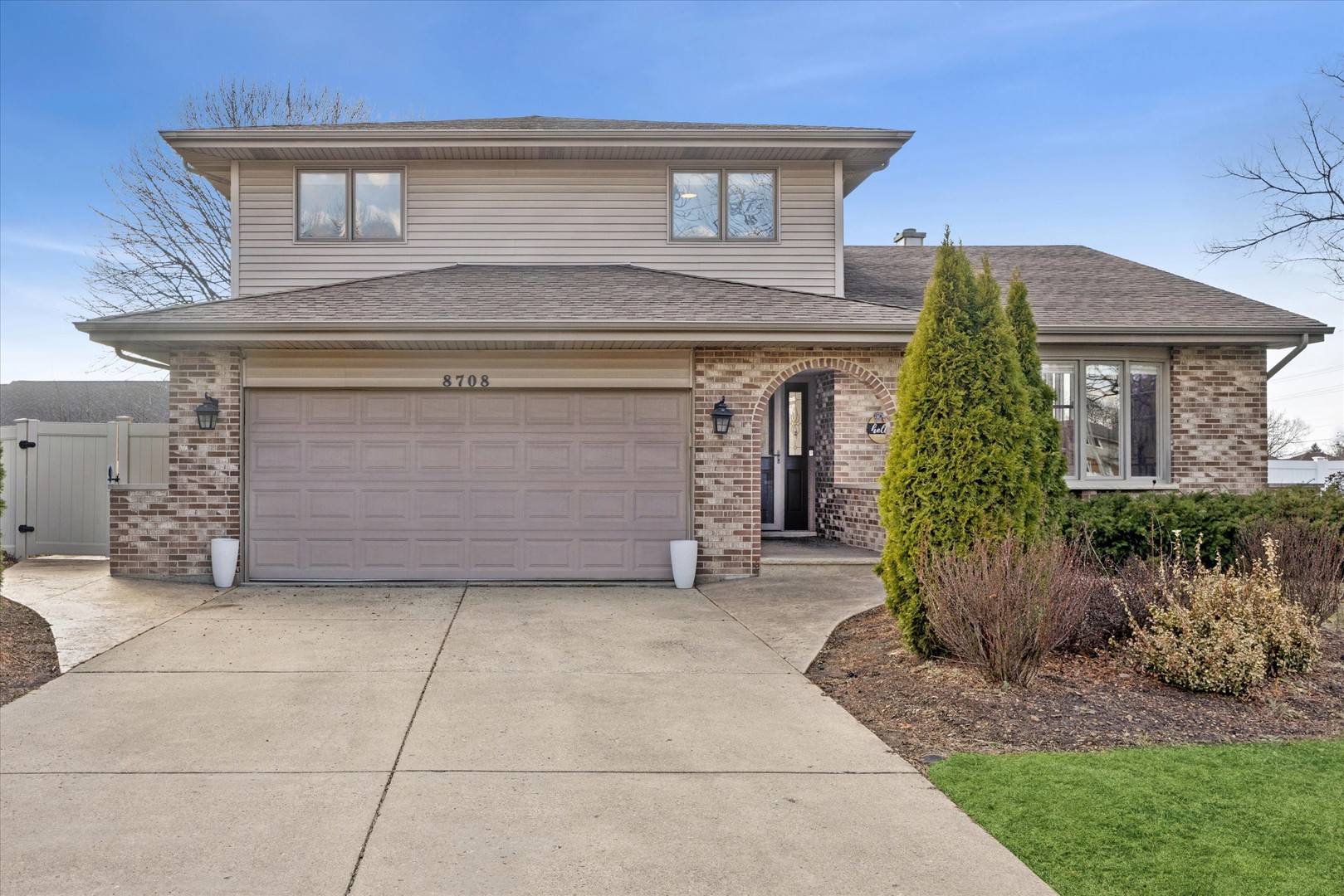 8708 Coventry Drive Woodridge IL 60517
