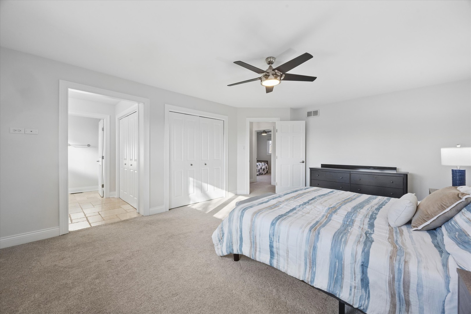 8708 Coventry Drive Woodridge IL 60517