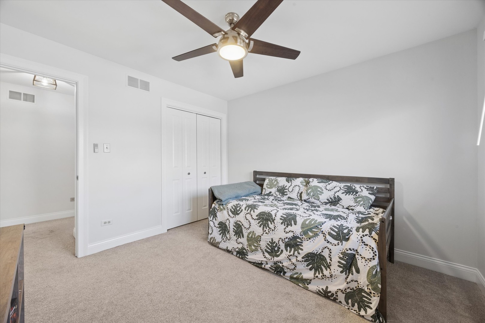 8708 Coventry Drive Woodridge IL 60517