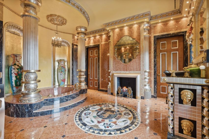 1355 North Astor Street Chicago IL 60610