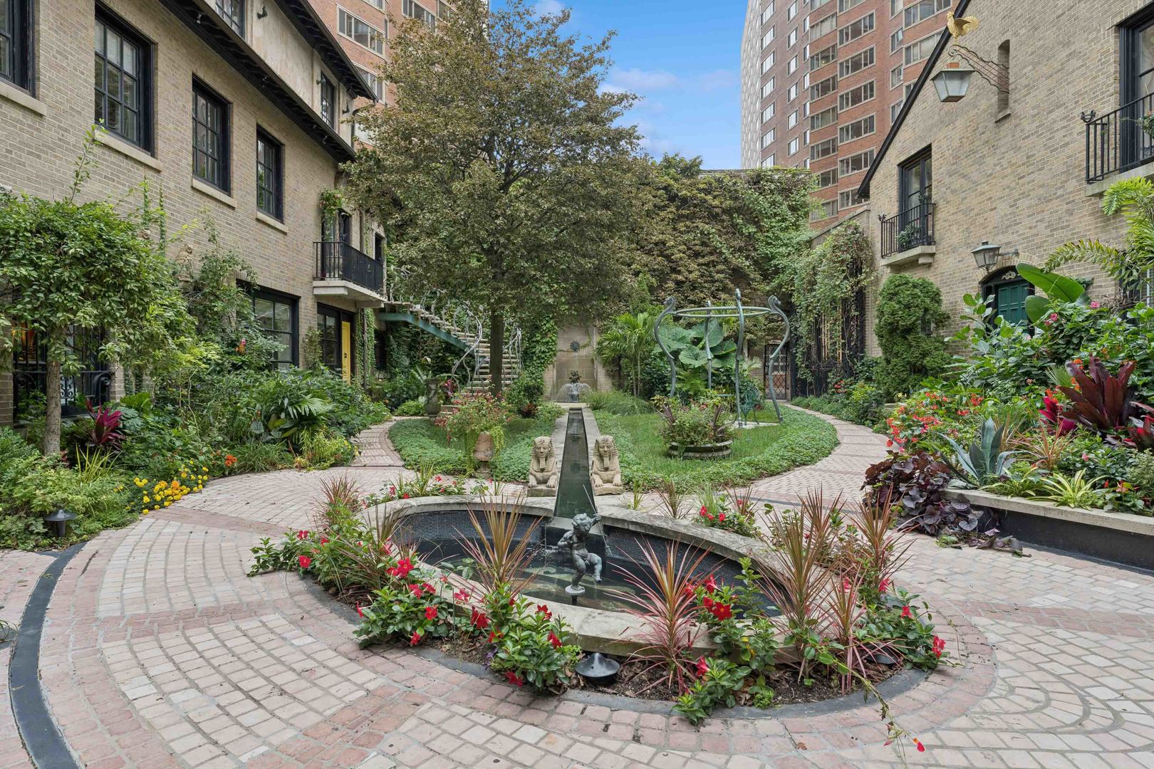 1355 North Astor Street Chicago IL 60610
