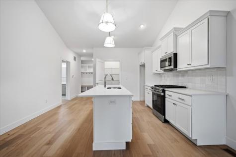 8 Stone Mill Court Bloomington IL 61705